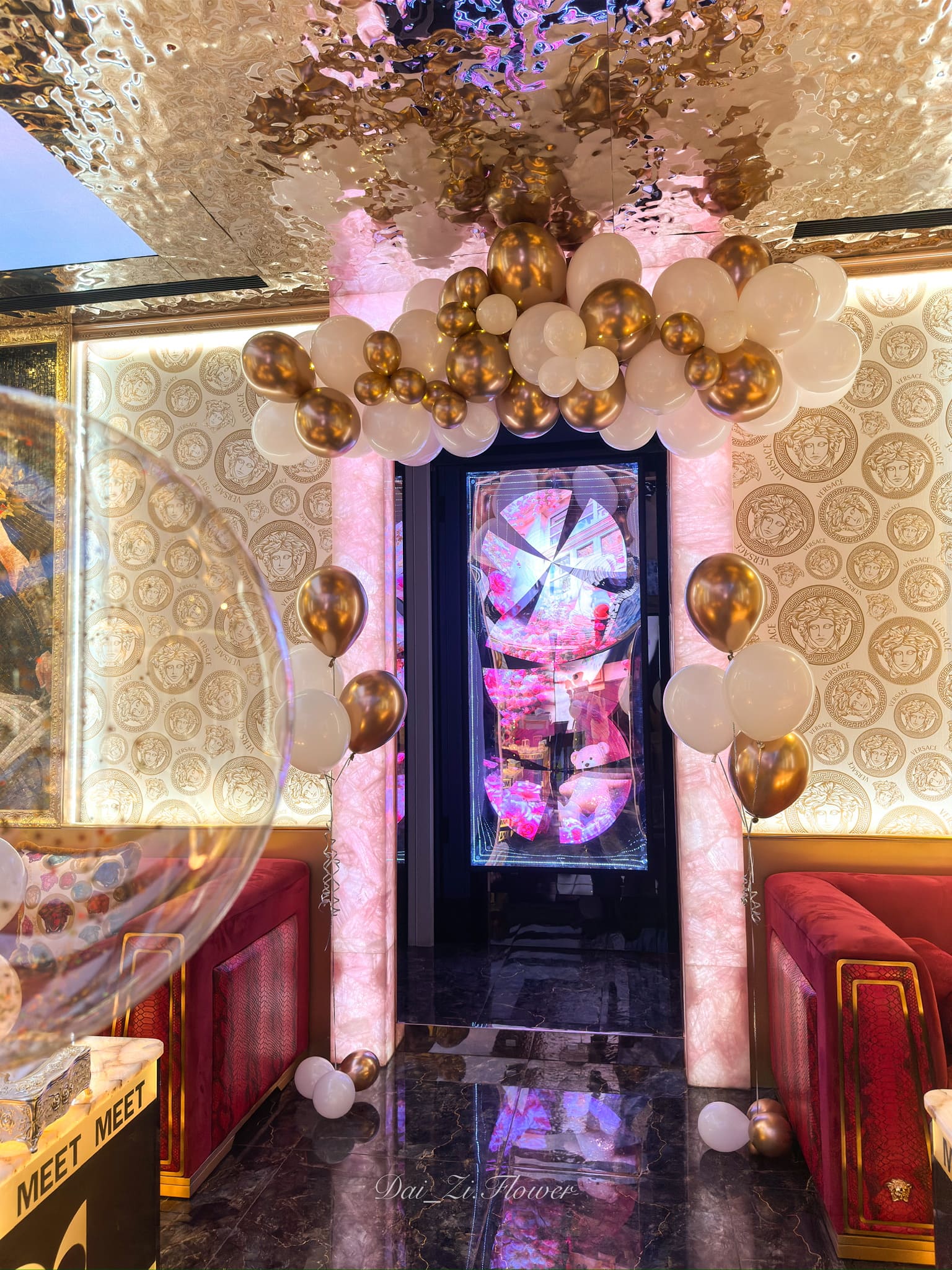 代紫花藝-高質感活動佈置-精品氣球拱門設計-奢華派對空間氛圍營造