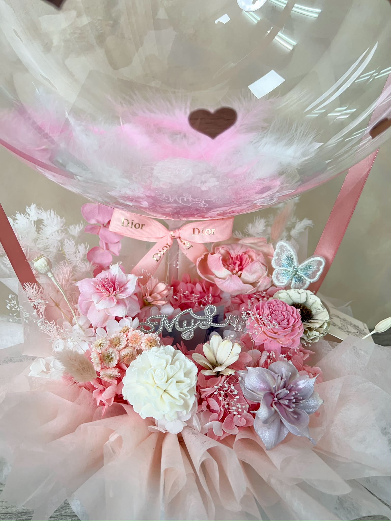 粉色系精品花禮-DAIZI代紫花藝索拉花擴香抱抱桶-室內香氛擺飾與質感禮物推薦